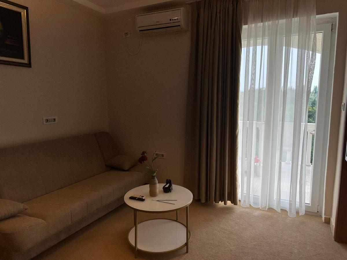 Vila Danica Tivat Apartment Exterior photo