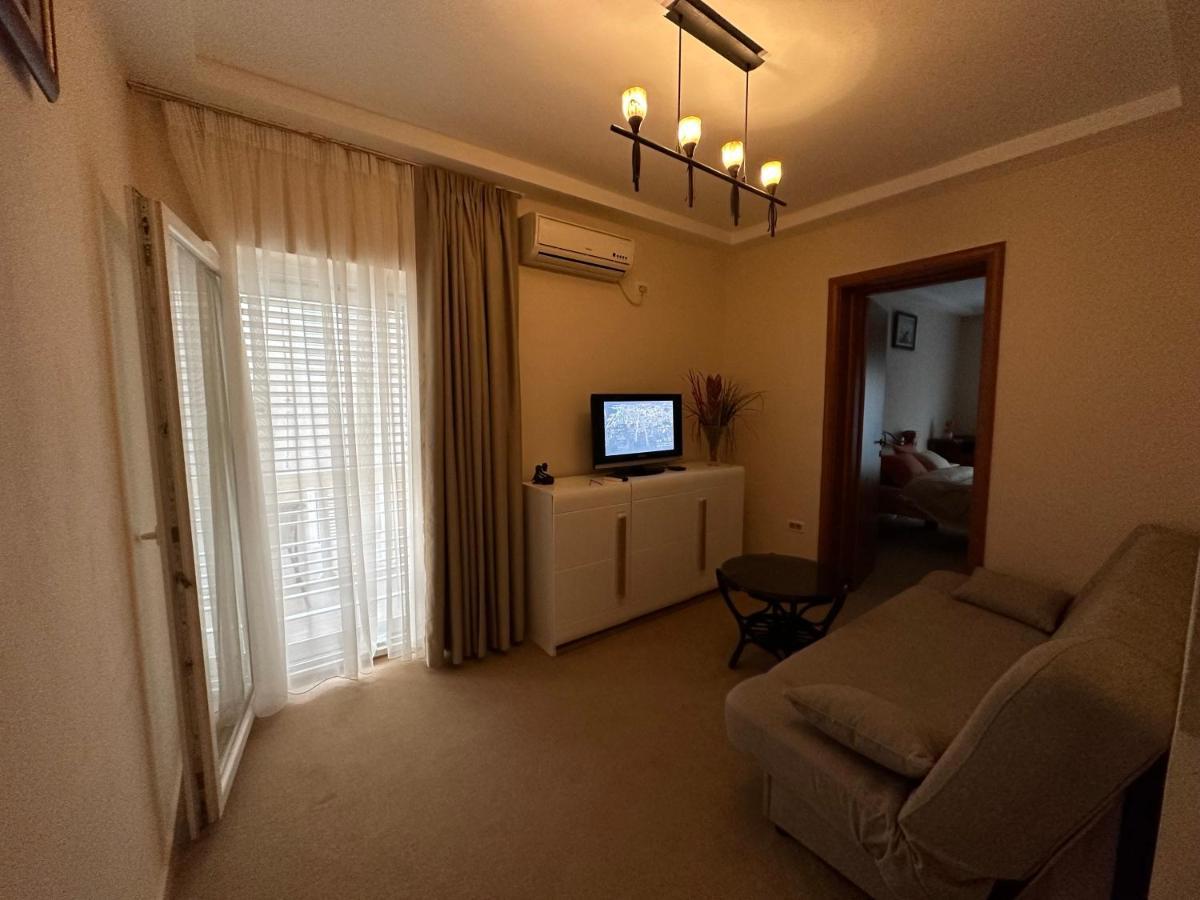 Vila Danica Tivat Apartment Exterior photo
